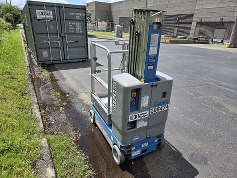 2018 GENIE GR-20 Vertical Lift 18-20' Elec Self Propelled
