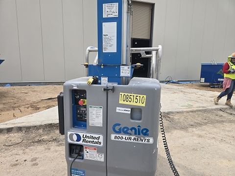 2018 GENIE GR-20 Vertical Lift 18-20' Elec Self Propelled