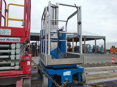 2018 GENIE GR-20 Vertical Lift 18-20' Elec Self Propelled