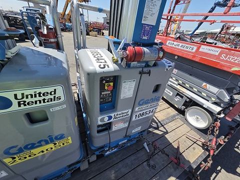 2018 GENIE GR-20 Vertical Lift 18-20' Elec Self Propelled