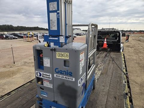 2018 GENIE GR-20 Vertical Lift 18-20' Elec Self Propelled