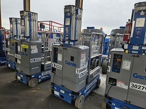 2018 GENIE GR-20 Vertical Lift 18-20' Elec Self Propelled