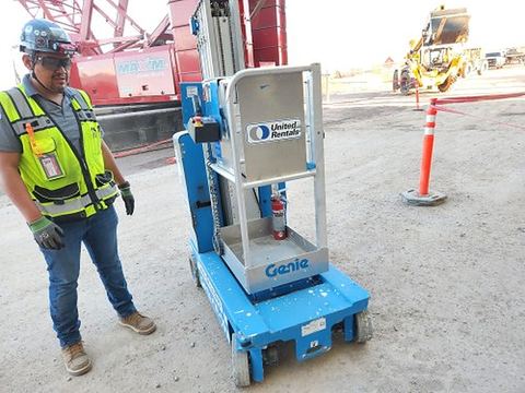 2018 GENIE GR-20 Vertical Lift 18-20' Elec Self Propelled