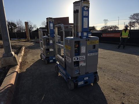 2018 GENIE GR-20 Vertical Lift 18-20' Elec Self Propelled