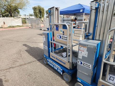 2018 GENIE GR-20 Vertical Lift 18-20' Elec Self Propelled