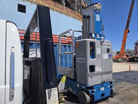 2018 GENIE GR-20 Vertical Lift 18-20' Elec Self Propelled