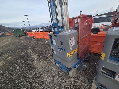 2018 GENIE GR-20 Vertical Lift 18-20' Elec Self Propelled