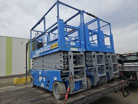 2018 GENIE GS-2632 Scissor Lift 24-26' Electric 30-36" Wide