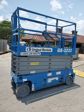2018 GENIE GS-3232 Scissor Lift 30-33' Electric 32" Wide