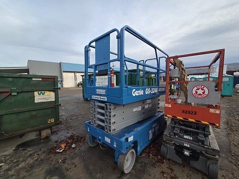 2018 GENIE GS-3246 Scissor Lift 30-35' Electric 46-48" Wide