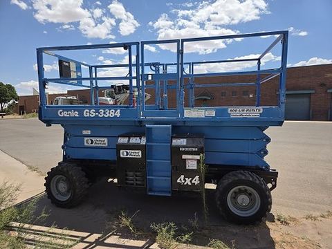 2018 GENIE GS-3384 RT Scissor Lift 30-35' Ic 4Wd