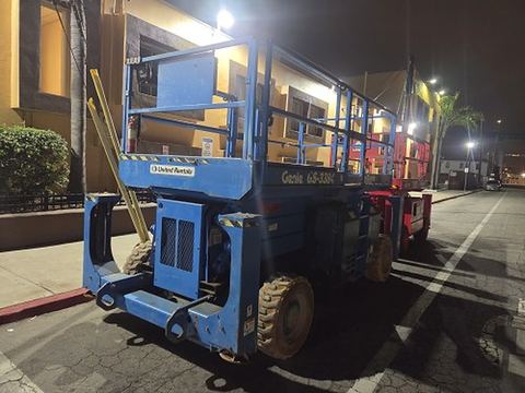 2018 GENIE GS-3384 RT Scissor Lift 30-35' Ic 4Wd