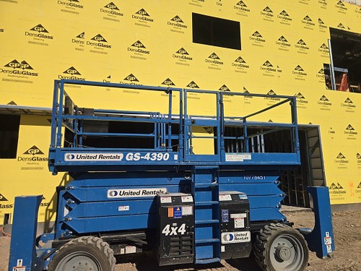 2018 GENIE GS-4390 RT for sale in Las Vegas, NV