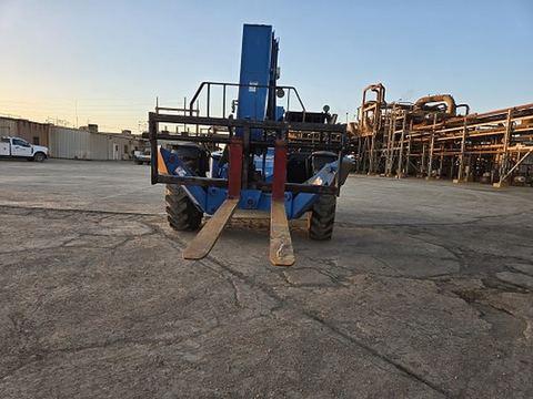 2018 GENIE GTH-1056 Forklift Variable Reach 10000# 50'-62'
