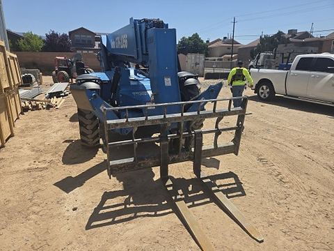 2018 GENIE GTH-1056 Forklift Variable Reach 10000# 50'-62'