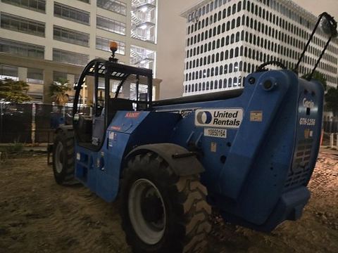 2018 GENIE GTH-1256 Forklift Variable Reach 12000# 53'-69'