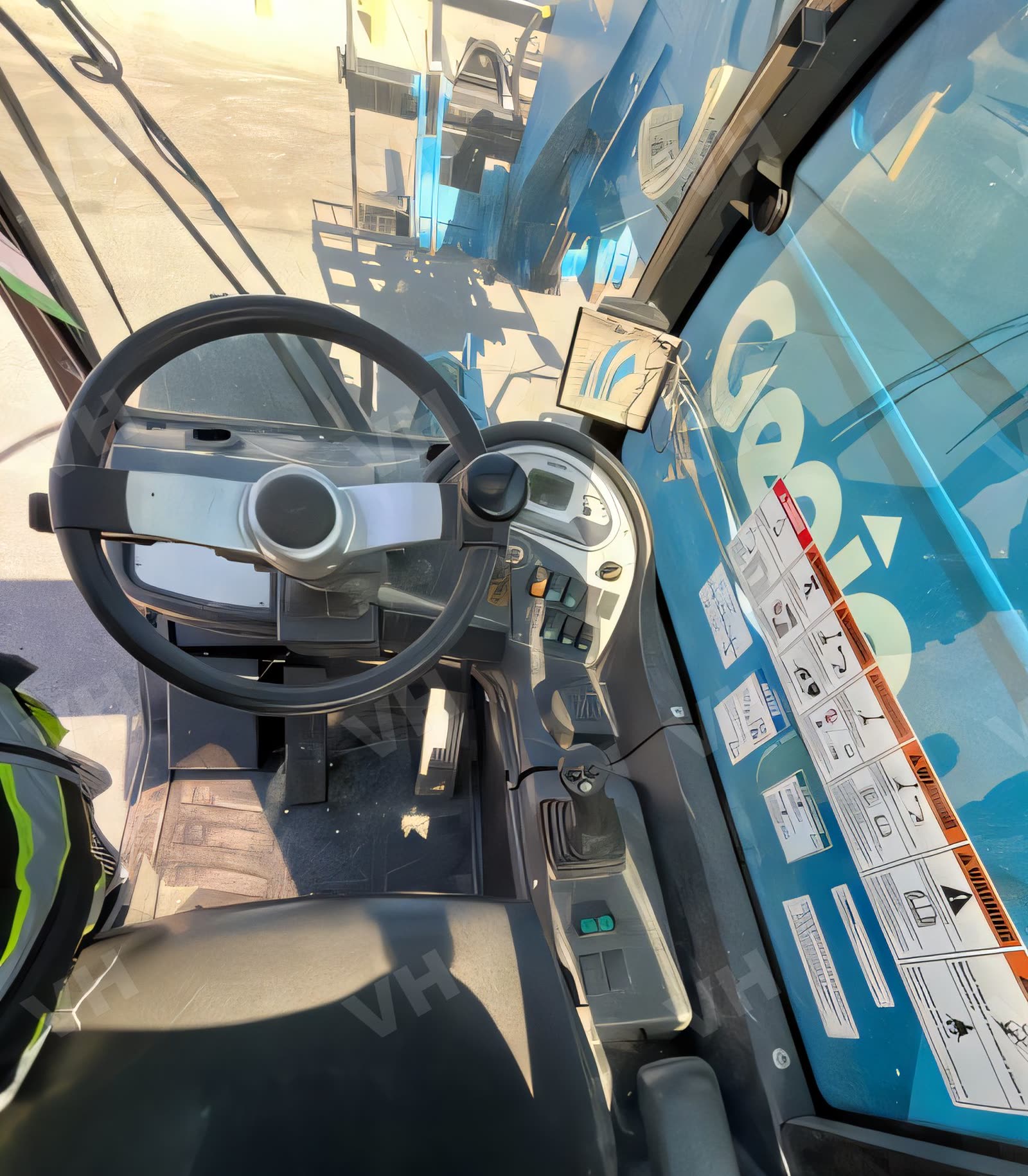 2018 Genie GTH-1544 FORKLIFT VARIABLE REACH 15-16000# 40-55' photo 6