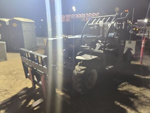 2018 GENIE GTH-5519 Forklift Variable Reach 5000# 16-20'