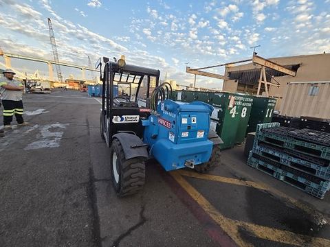 2018 GENIE GTH-5519 Forklift Variable Reach 5000# 16-20'