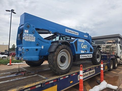 2018 GENIE GTH-844 Forklift Variable Reach 8000# 40-49'
