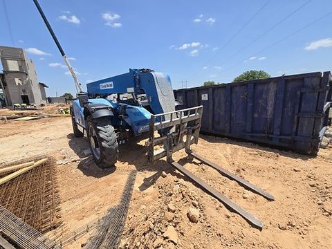 2018 GENIE GTH-844 Forklift Variable Reach 8000# 40-49'