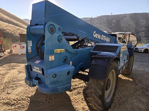 2018 GENIE GTH-844 Forklift Variable Reach 8000# 40-49'