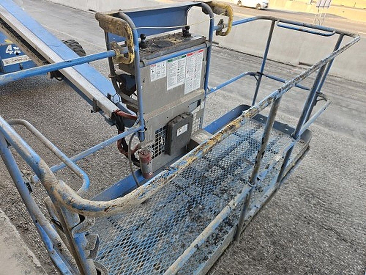 GENIE S-40 photo 5