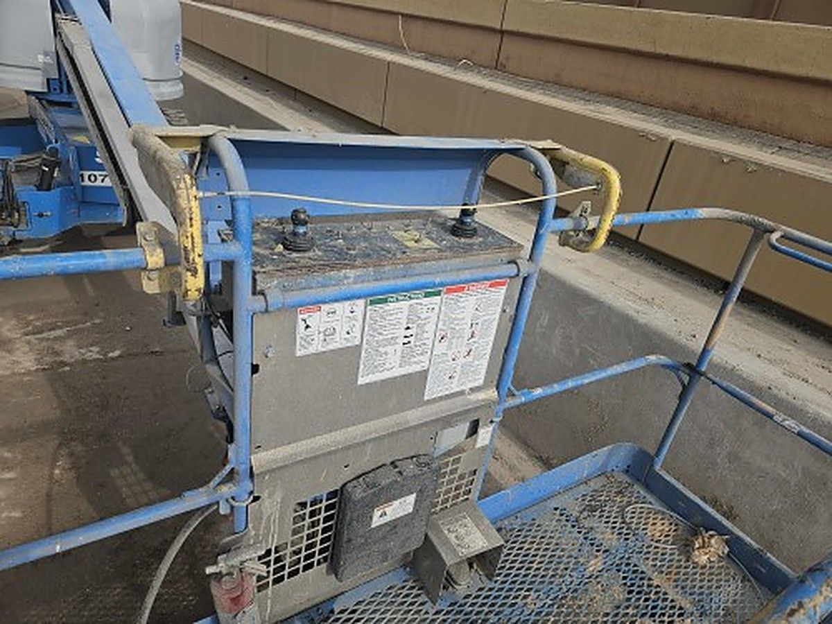 GENIE S-40 photo 10