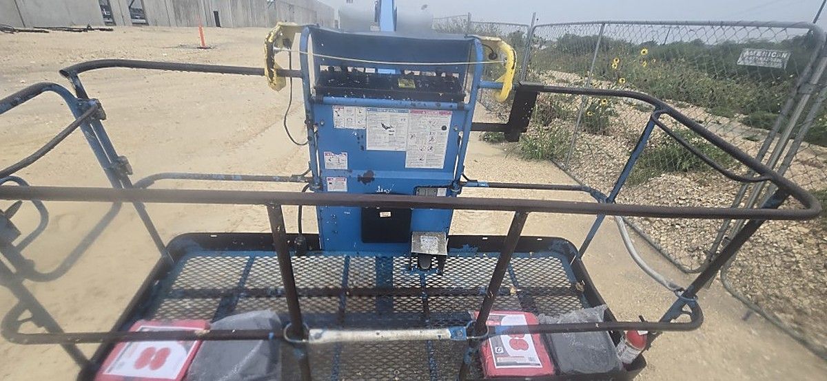 GENIE S-40 photo 5