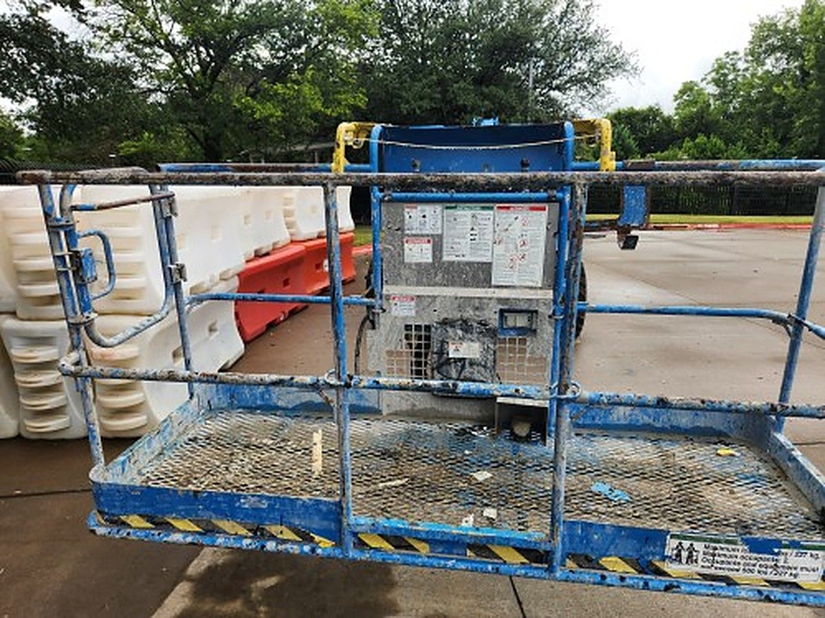 GENIE S-40 photo 7