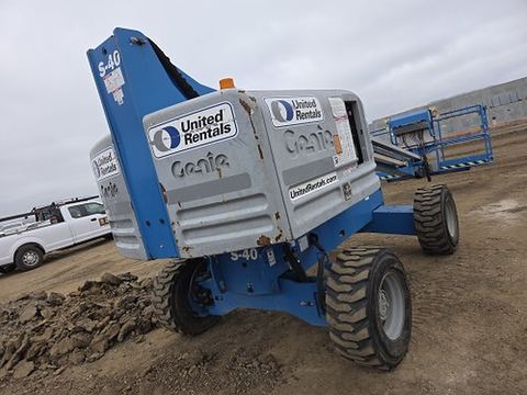 2018 GENIE S-40 Boom 37-44' Telescopic
