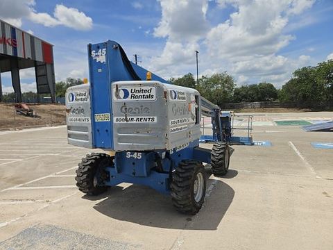 2018 GENIE S-45 for sale