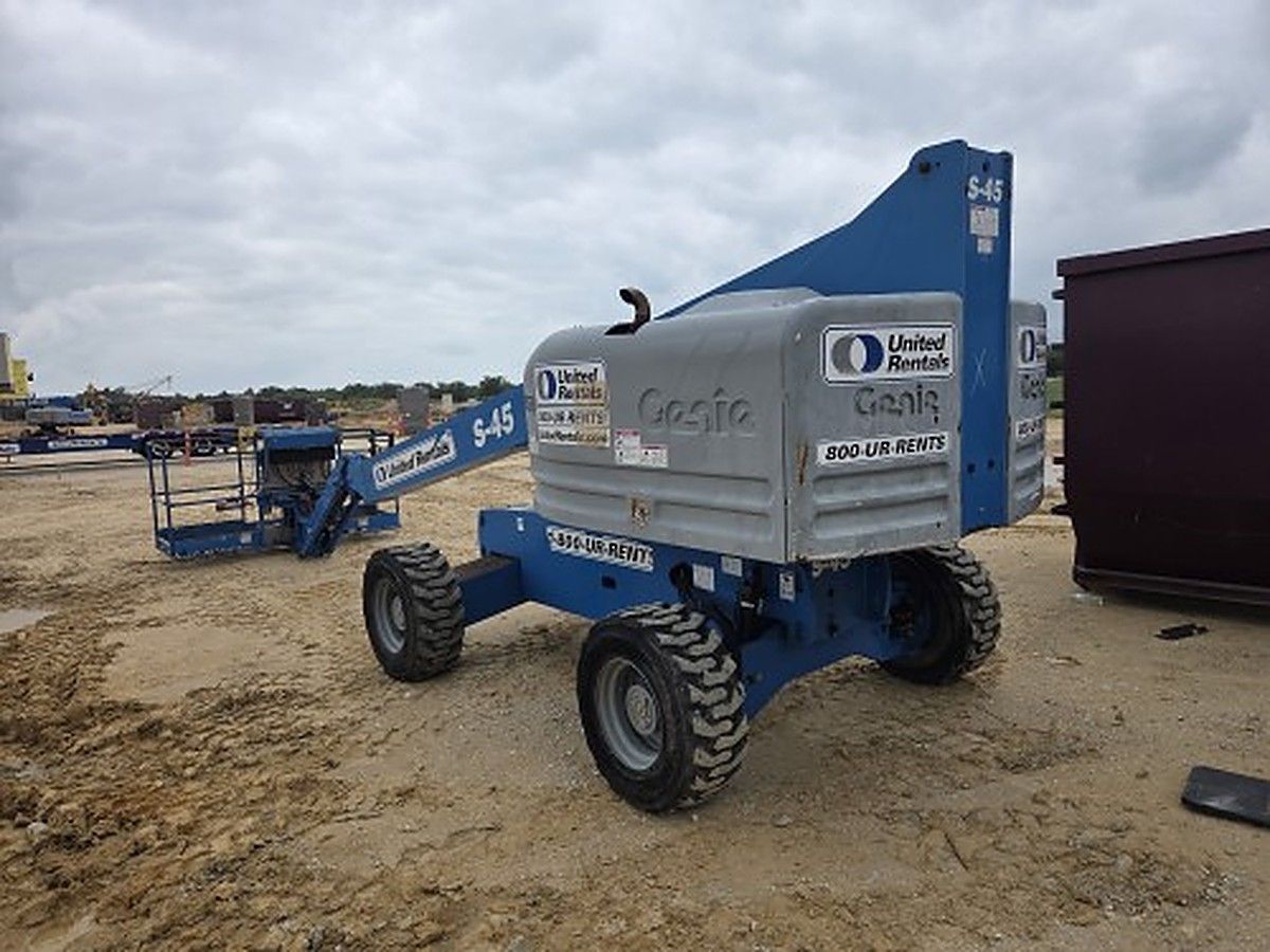 GENIE S-45 photo 2