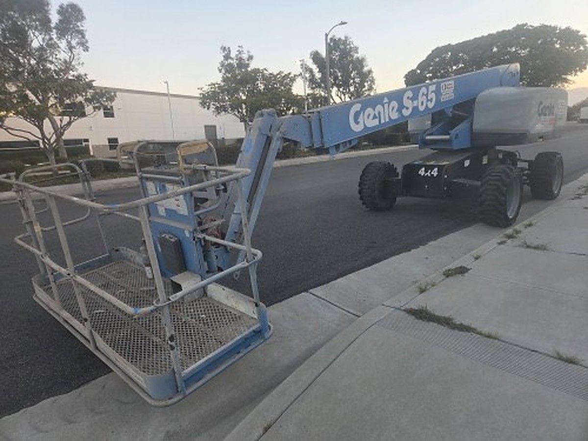 GENIE S-65 photo 5