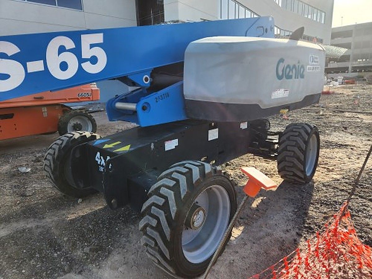 GENIE S-65 photo 3