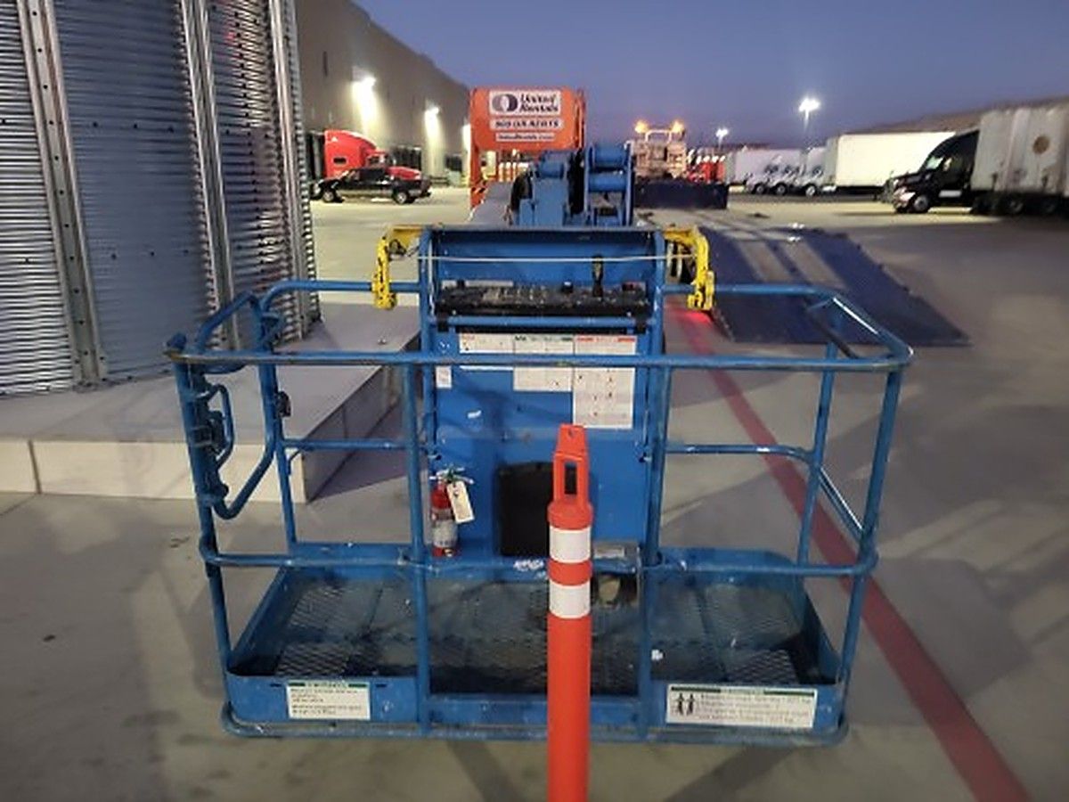 GENIE Z-45/25J DC photo 3