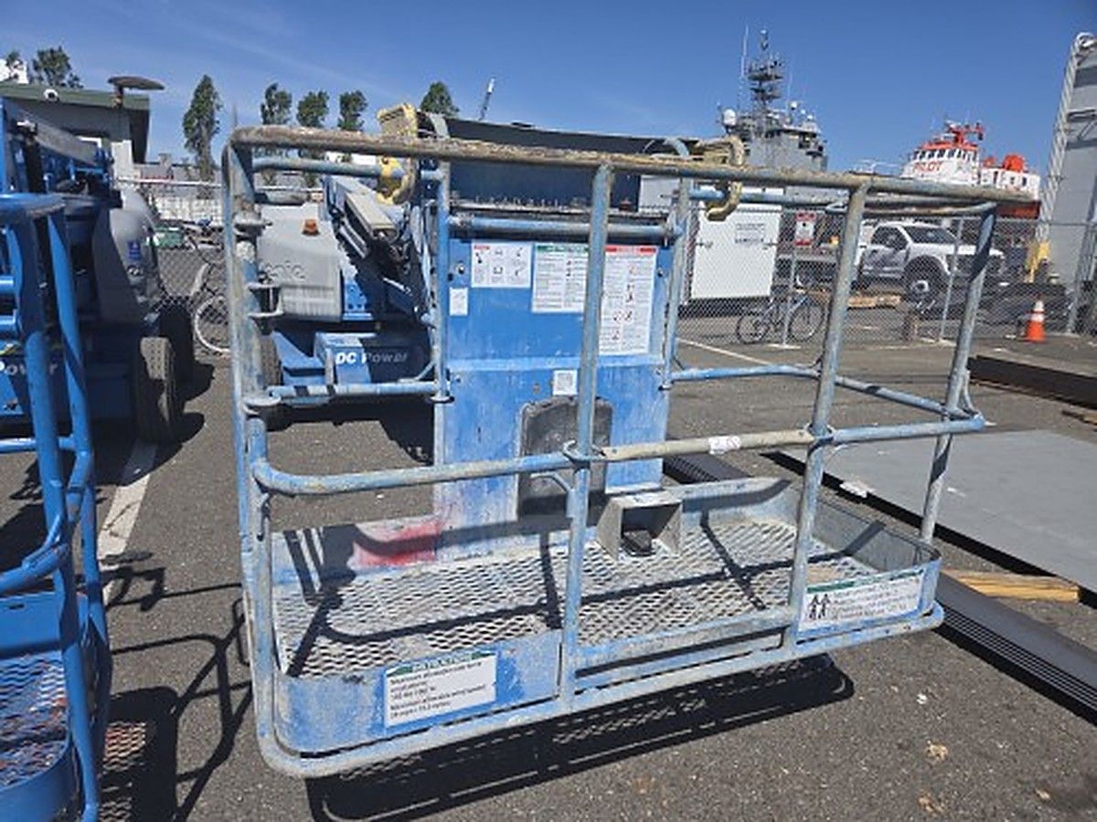 GENIE Z-45/25J DC photo 4