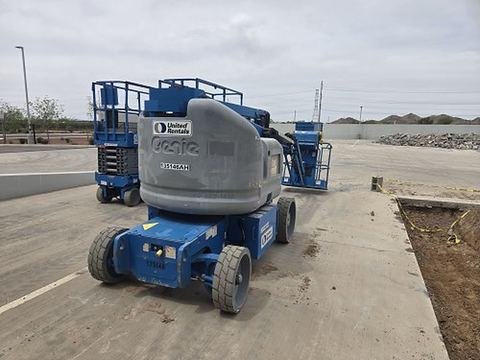 2018 GENIE Z-45/25J DC Boom 43-46' Articulating Electric