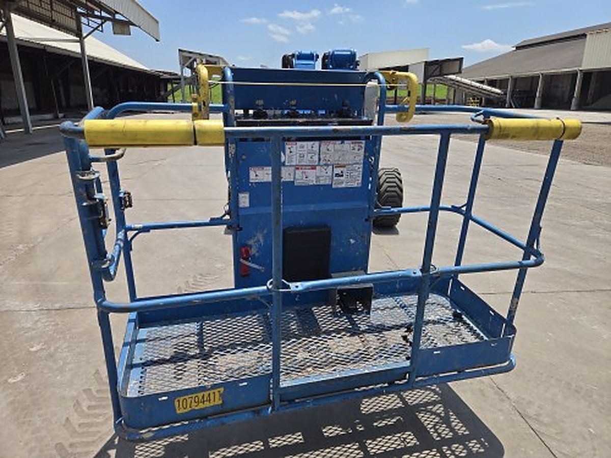 GENIE Z-45/25J IC photo 4