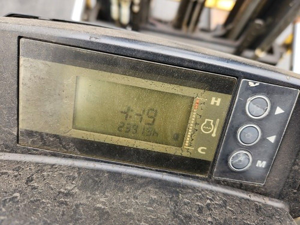HYSTER H50XT photo 10