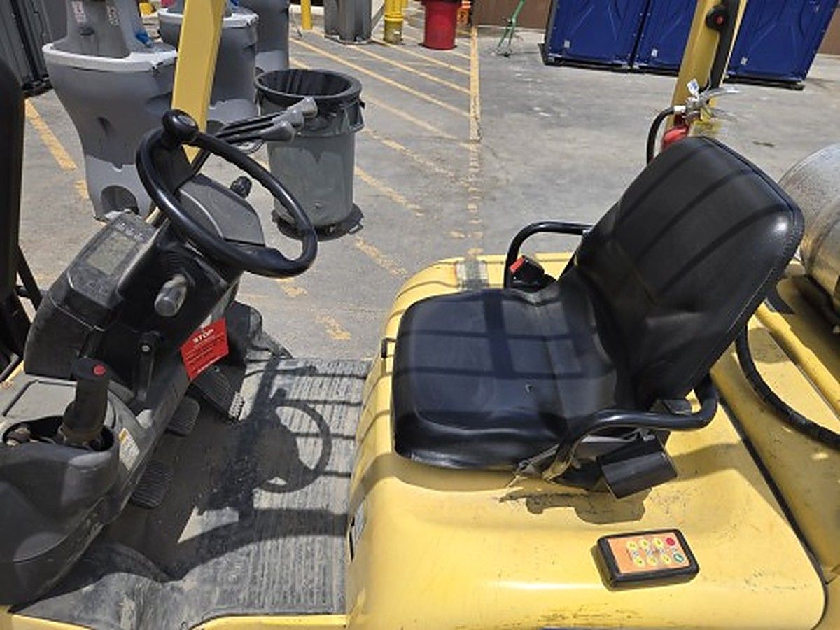 HYSTER H50XT photo 11