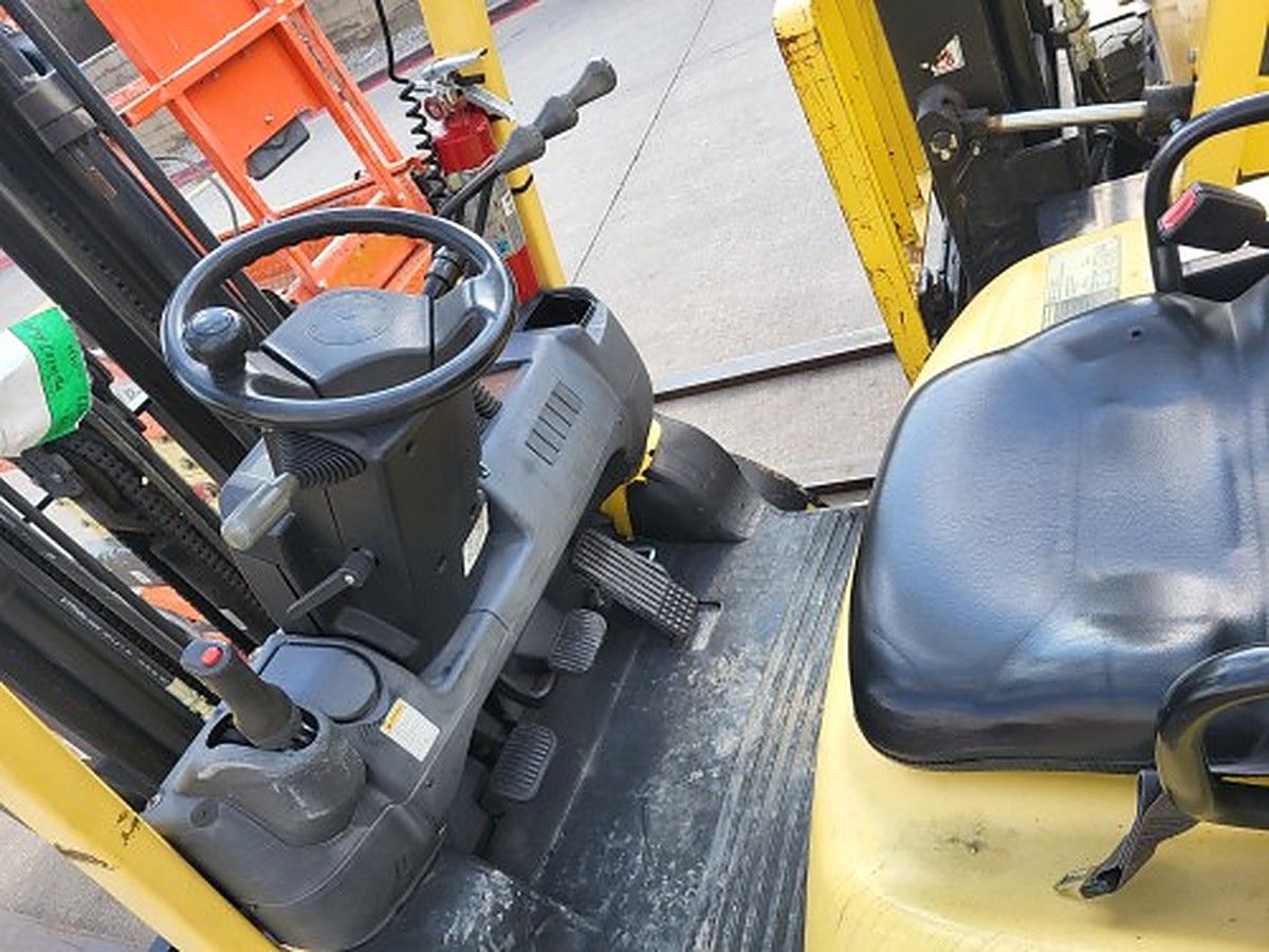 HYSTER H50XT photo 10