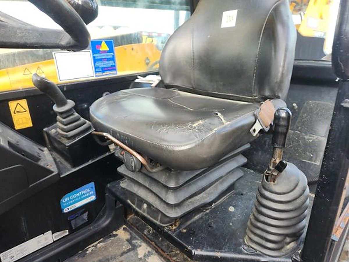 JCB 507-42 photo 3