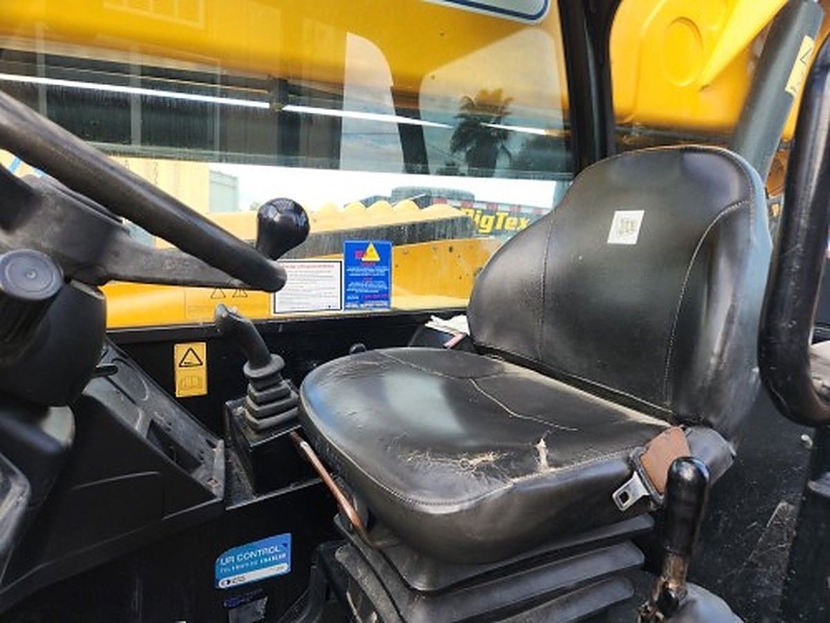 JCB 507-42 photo 10