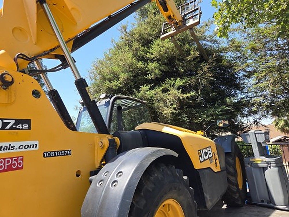 JCB 507-42 photo 3
