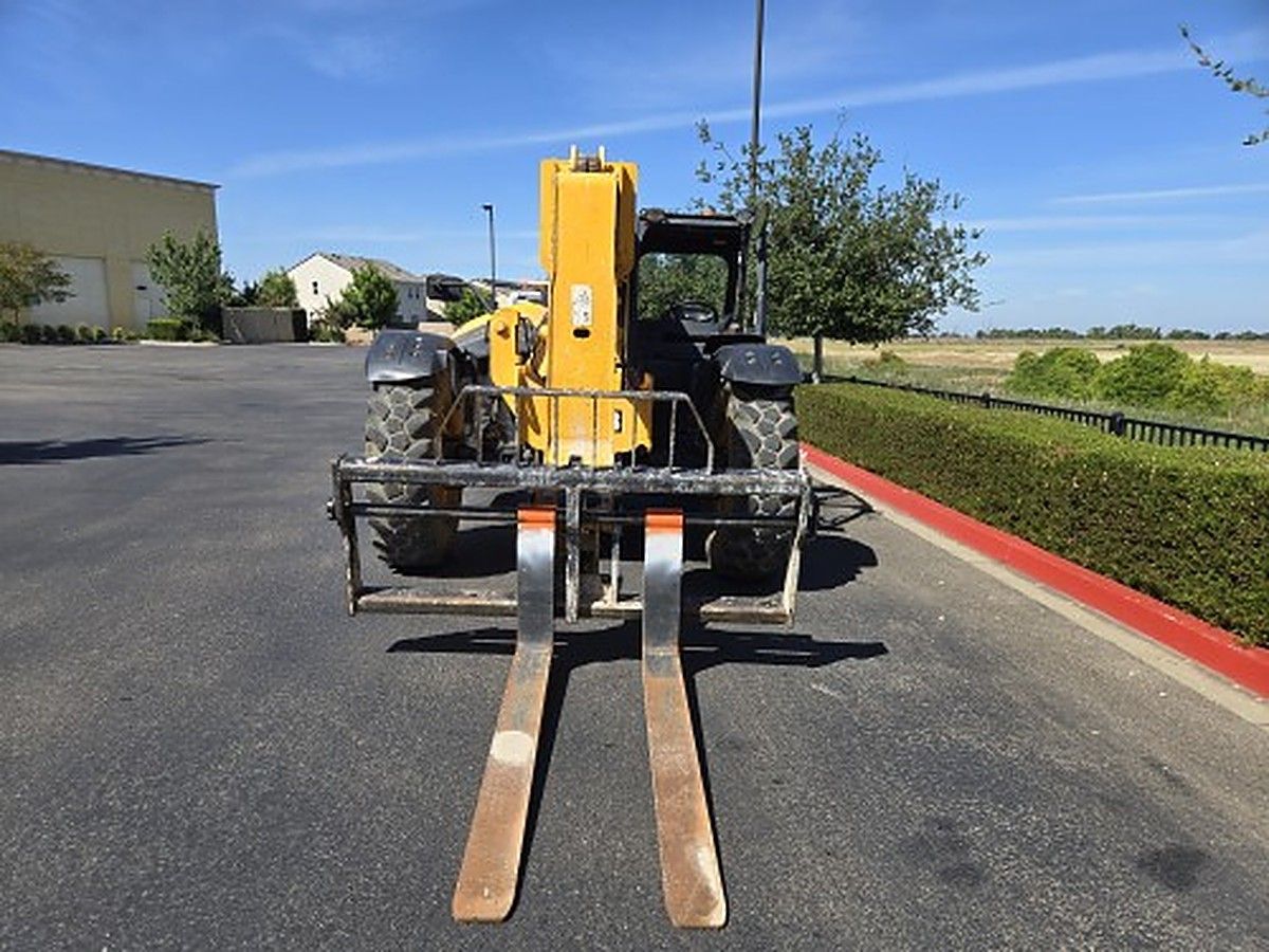 JCB 507-42 photo 3