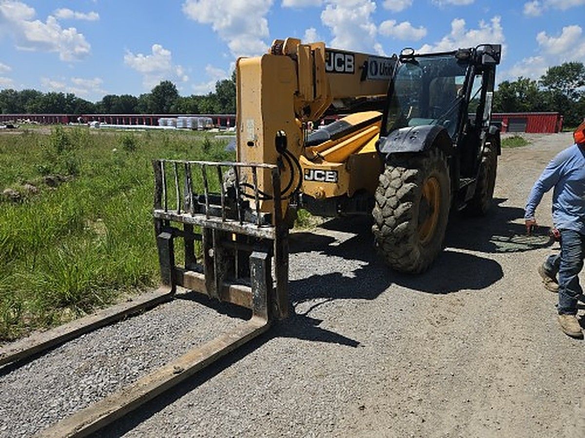 JCB 507-42 photo 3