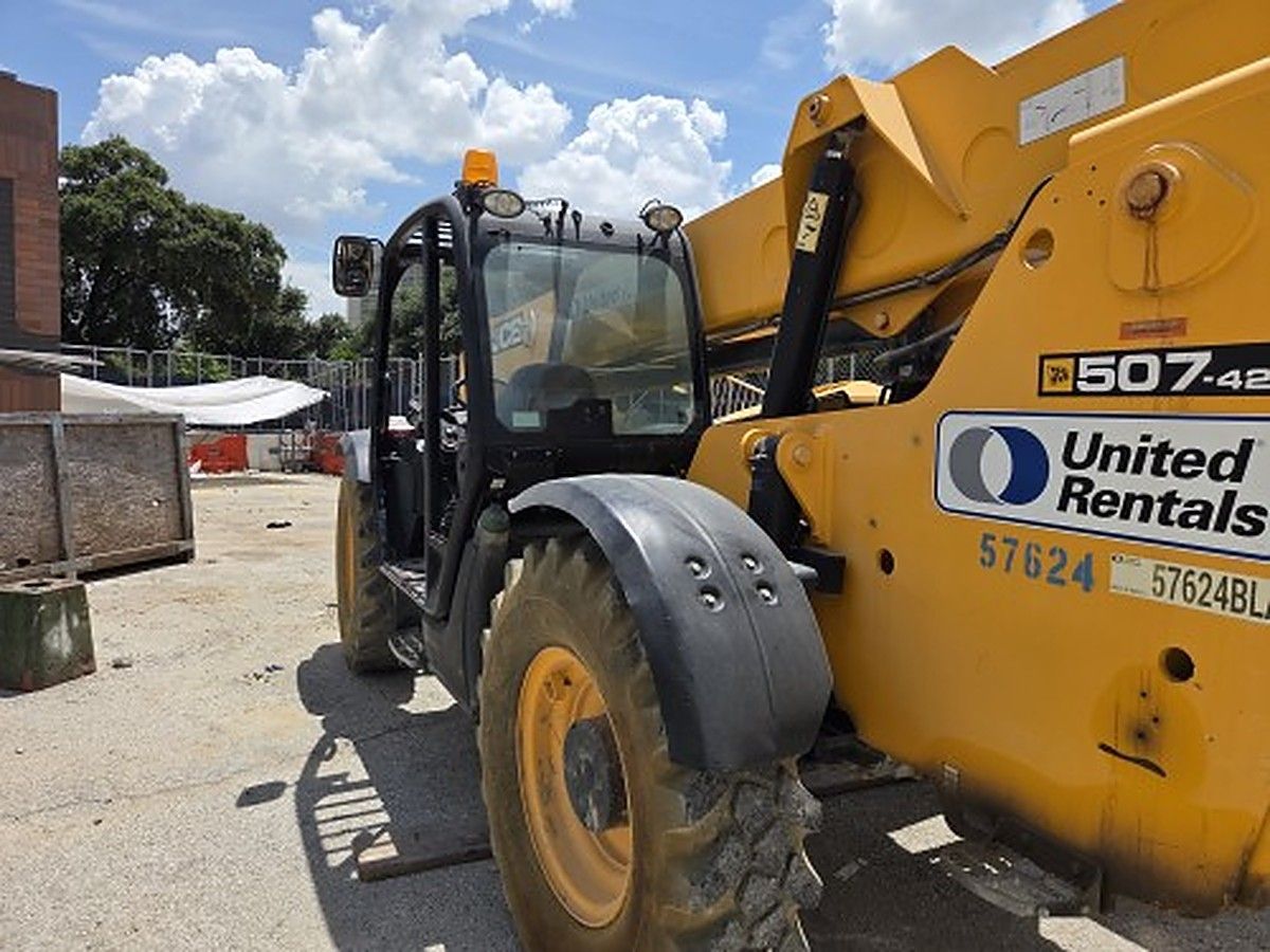 JCB 507-42 photo 2