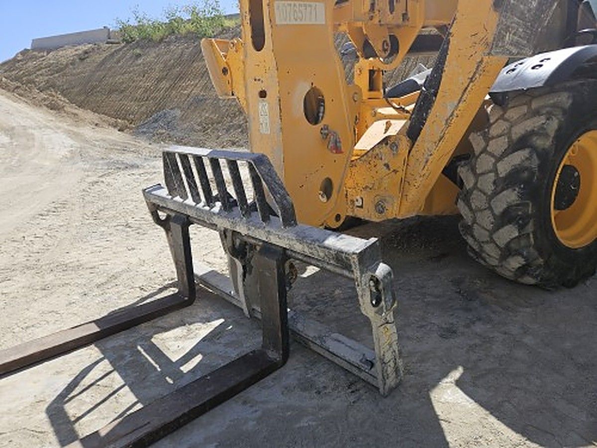 JCB 510-56 photo 3