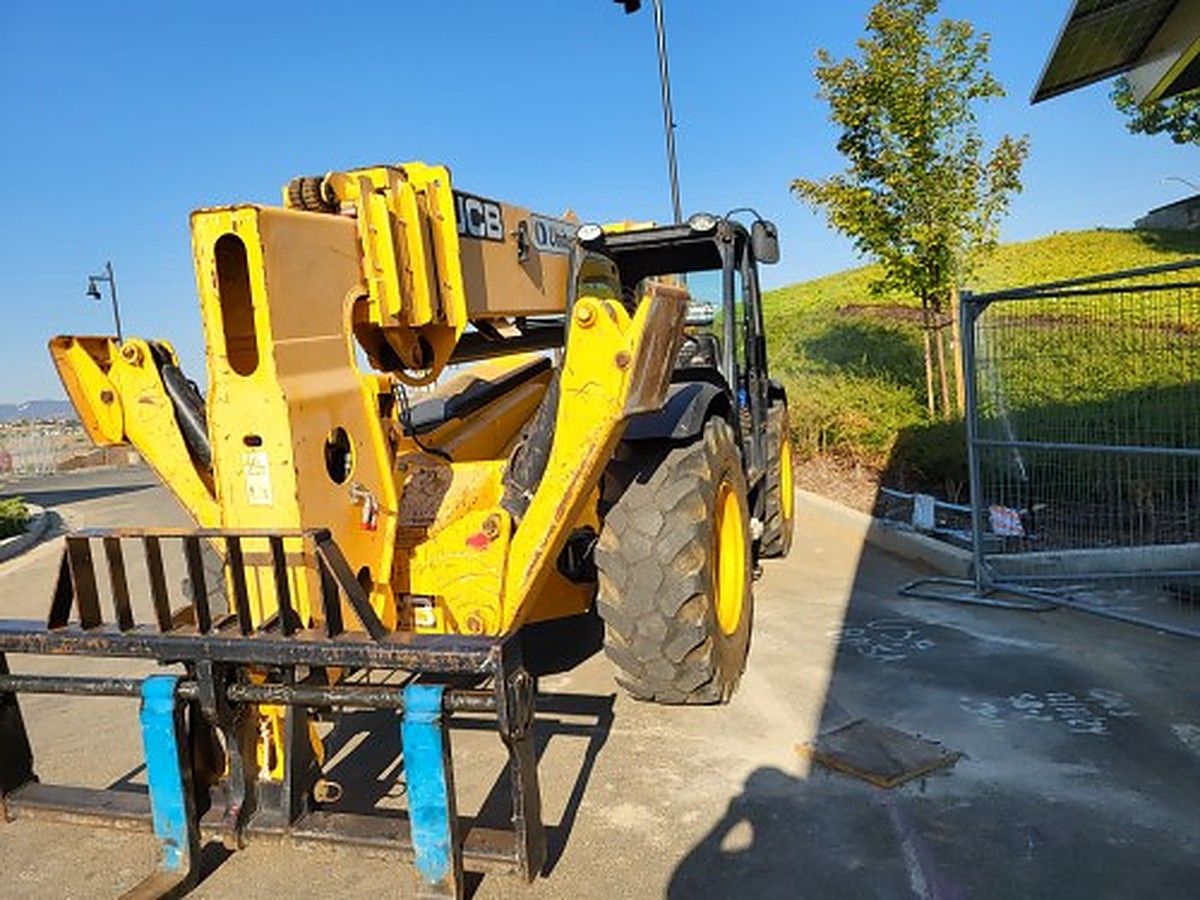 JCB 510-56 photo 6